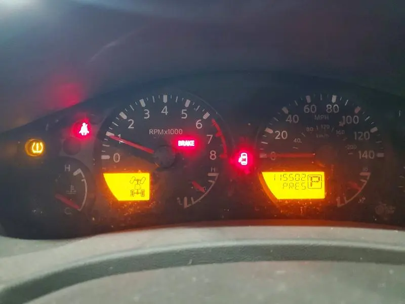 2015 NISSAN FRONTIER S  