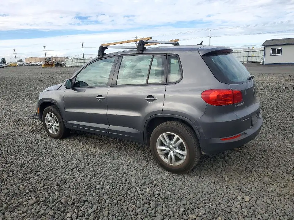 2012 VOLKSWAGEN TIGUAN S  