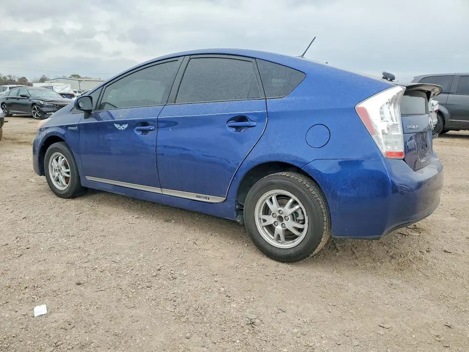 2011 TOYOTA PRIUS   