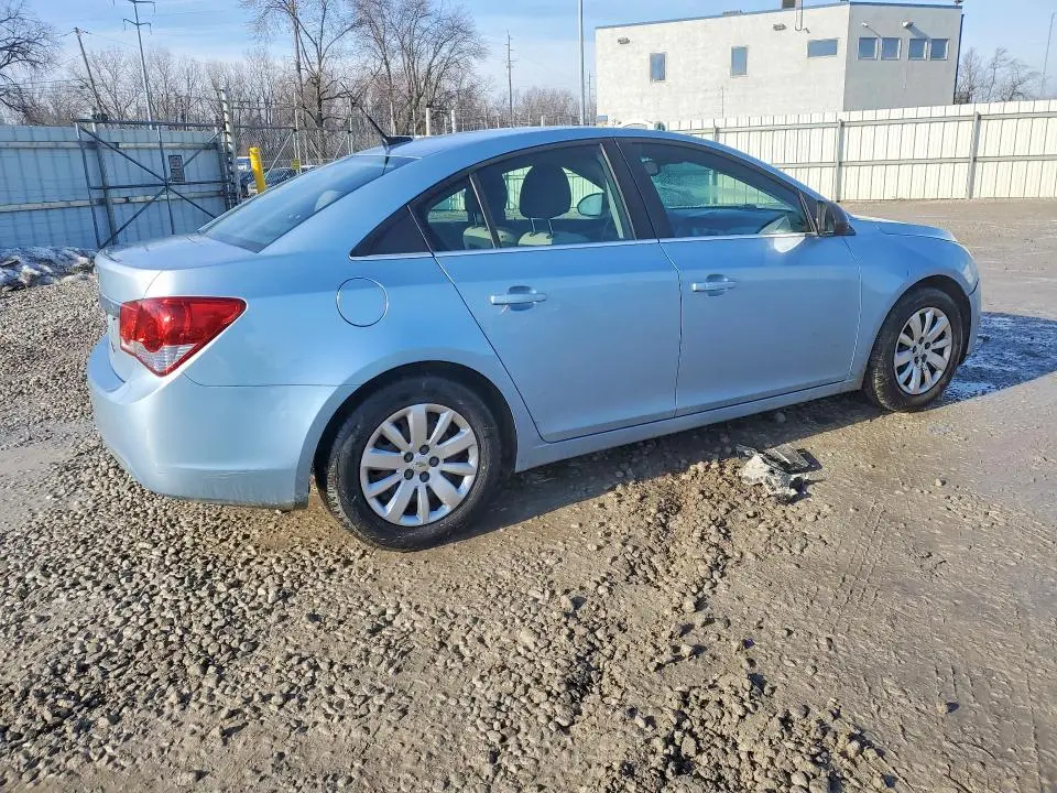 2011 CHEVROLET CRUZE LS  