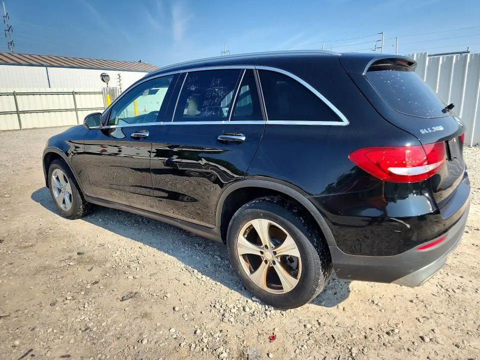 2016 MERCEDES-BENZ GLC 300  