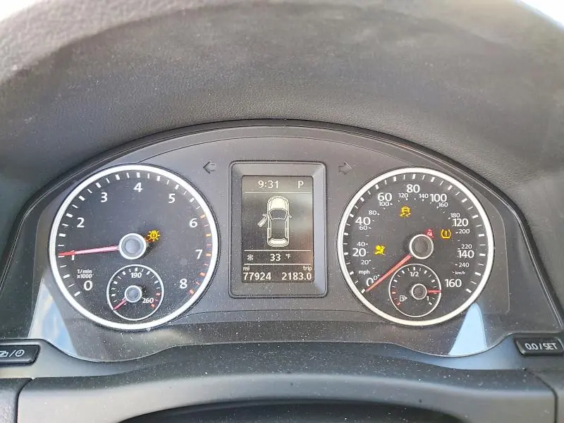 2016 VOLKSWAGEN TIGUAN S  