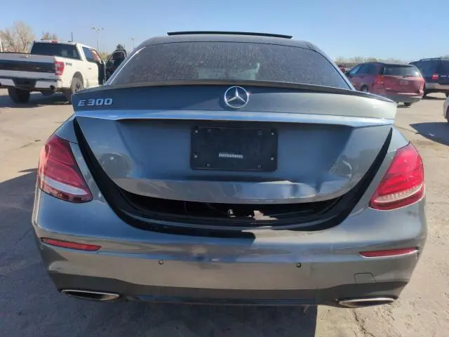 2019 MERCEDES-BENZ E 300  