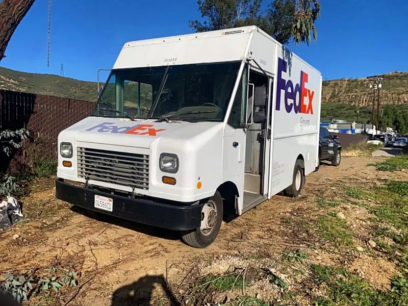 2011 FORD ECONOLINE E350 SUPER DUTY STRIPPED CHASSIS  
