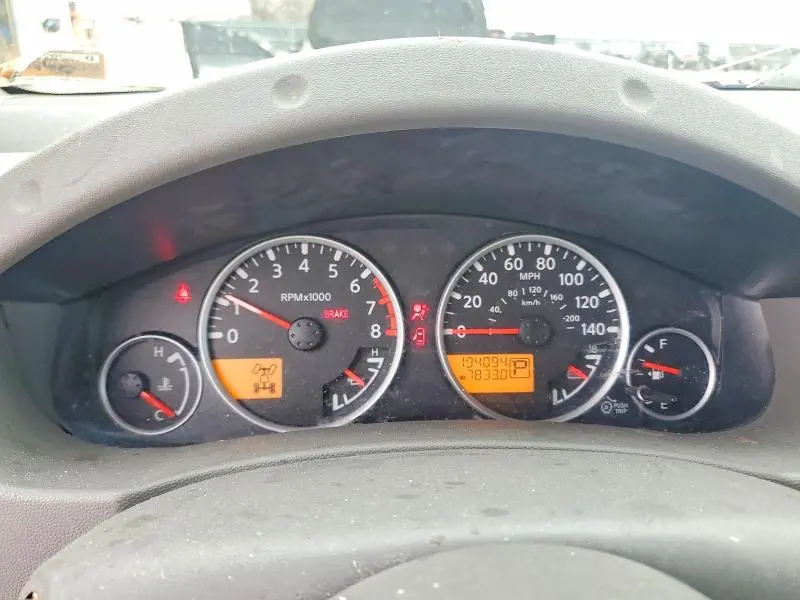 2011 NISSAN FRONTIER S  