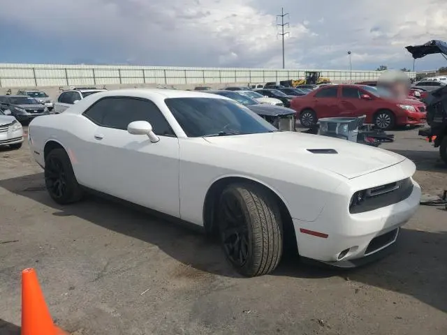 2016 DODGE CHALLENGER SXT  