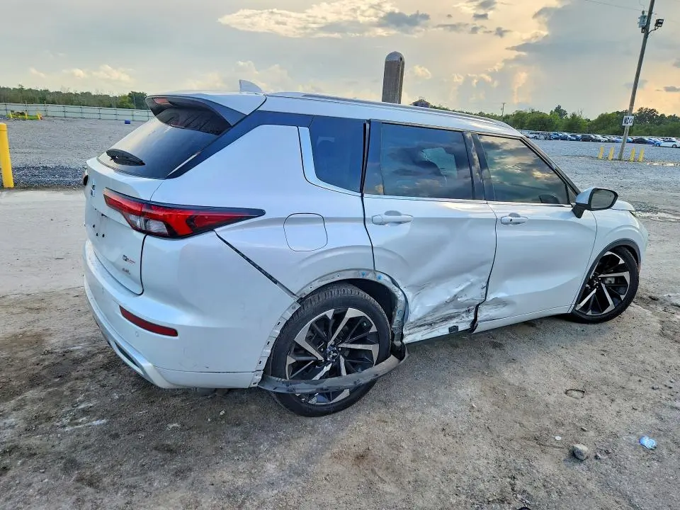 2023 MITSUBISHI OUTLANDER SEL  