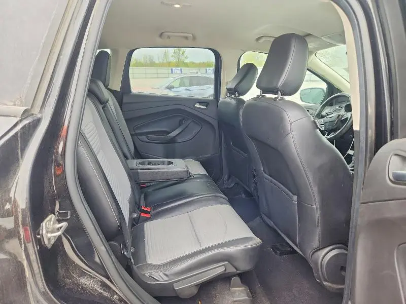 2019 FORD ESCAPE SE  