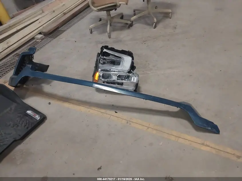 2024 CHEVROLET SILVERADO 1500 4WD  SHORT BED RST