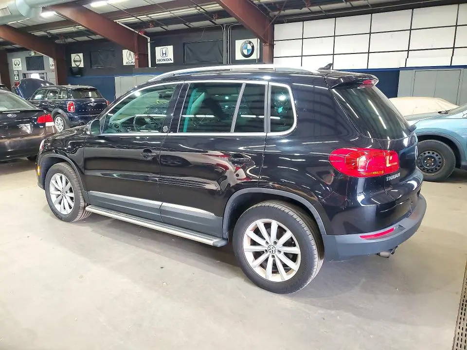 2017 VOLKSWAGEN TIGUAN WOLFSBURG  