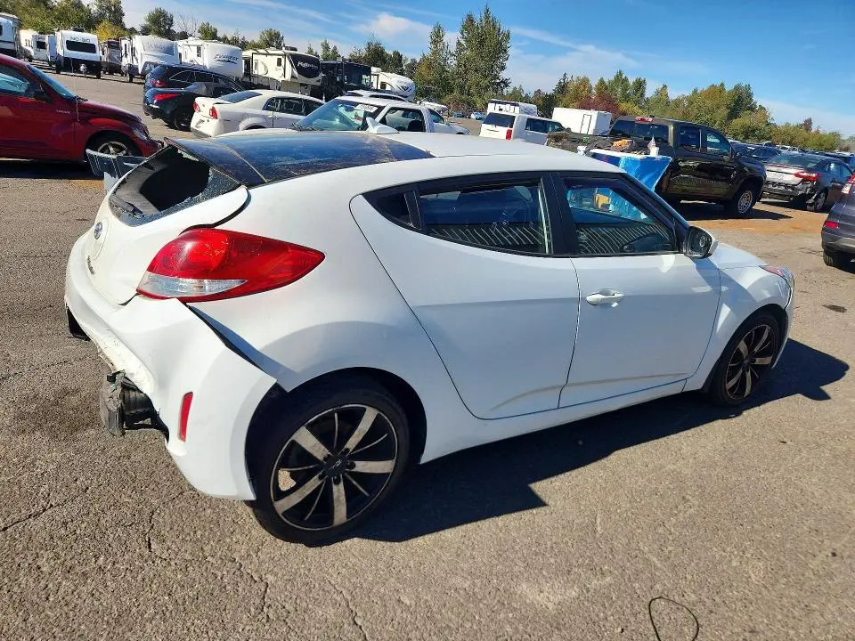2013 HYUNDAI VELOSTER BASE  