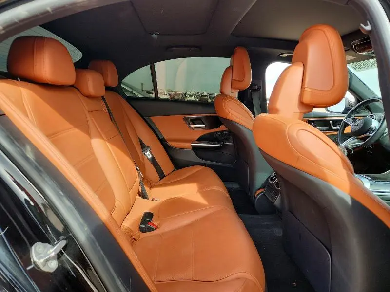 2023 MERCEDES-BENZ C 300  