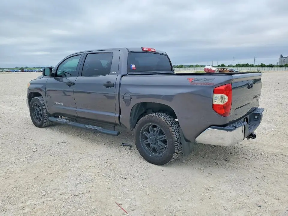 2016 TOYOTA TUNDRA CREWMAX SR5  