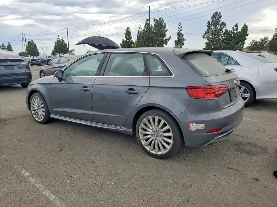 2017 AUDI A3 E-TRON PREMIUM PLUS  