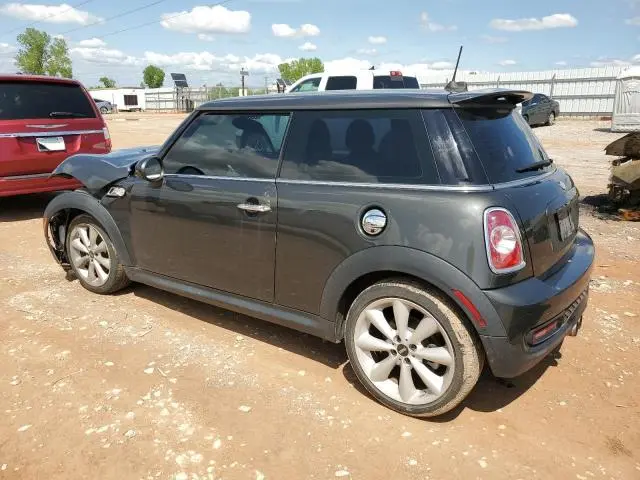 2013 MINI COOPER S