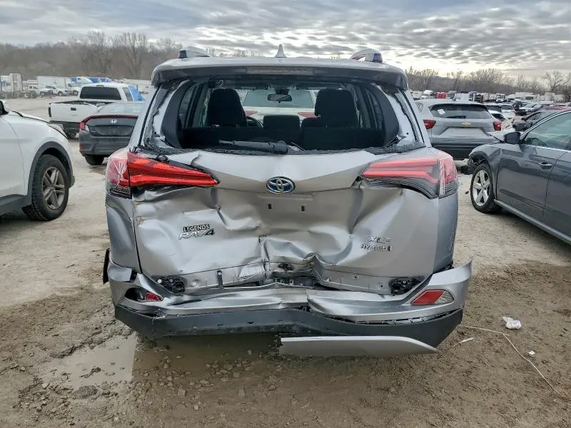 2018 TOYOTA RAV4 HV LE  