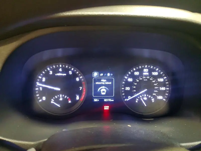 2017 HYUNDAI TUCSON SE  
