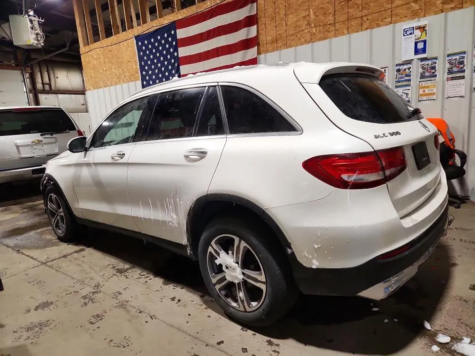 2017 MERCEDES-BENZ GLC 300 4MATIC  