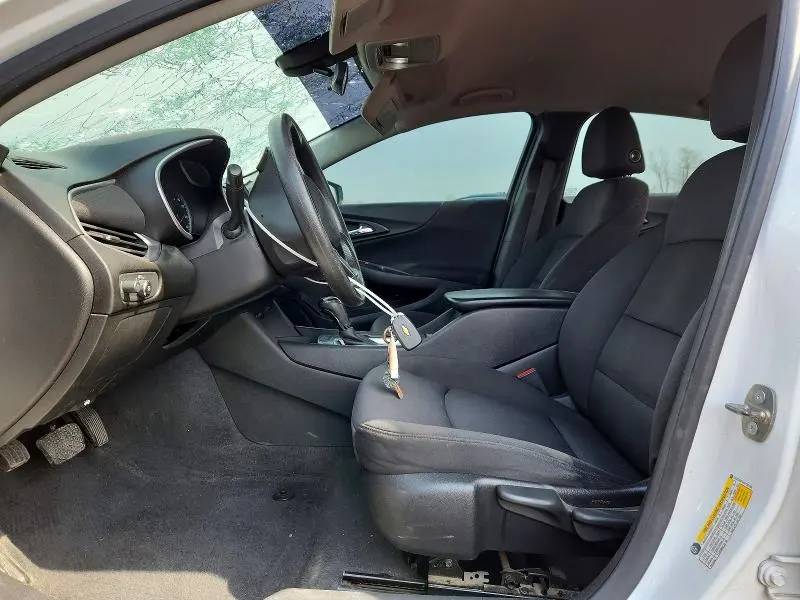 2019 CHEVROLET MALIBU LS  