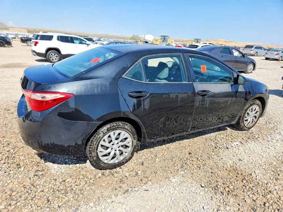 2017 TOYOTA COROLLA LE  
