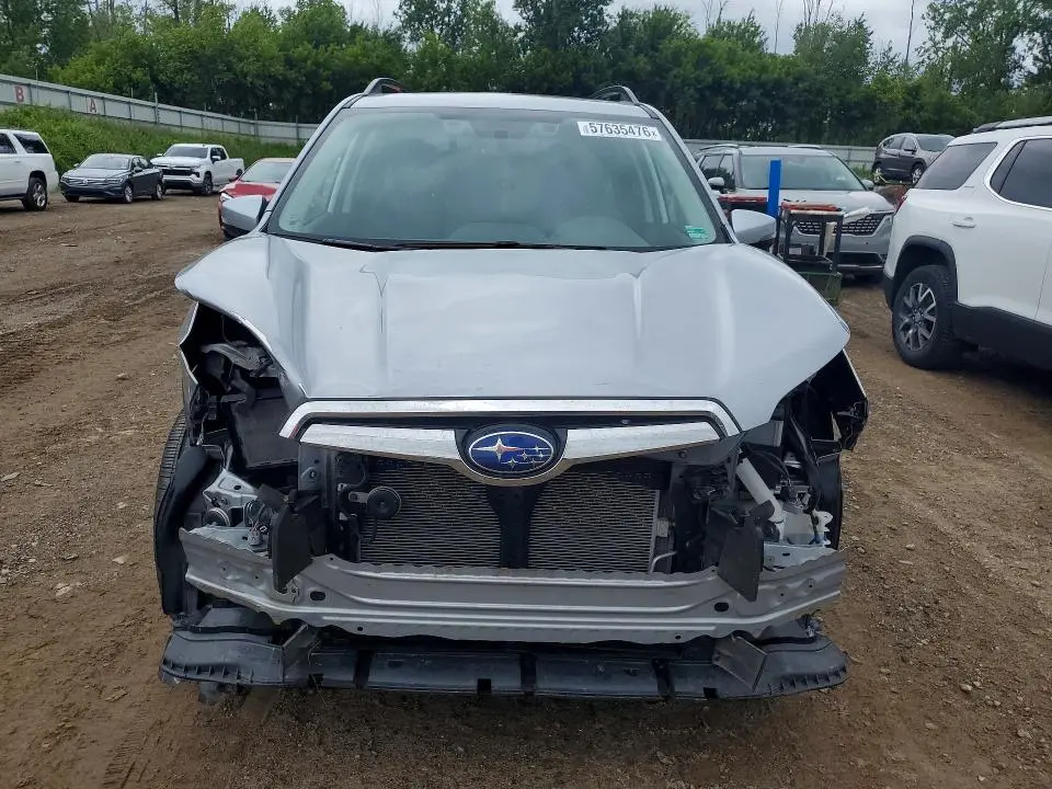 2021 SUBARU FORESTER LIMITED  