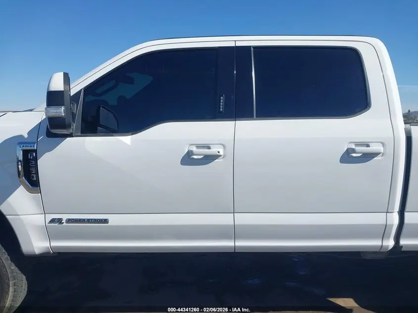 2022 FORD F-250 LARIAT