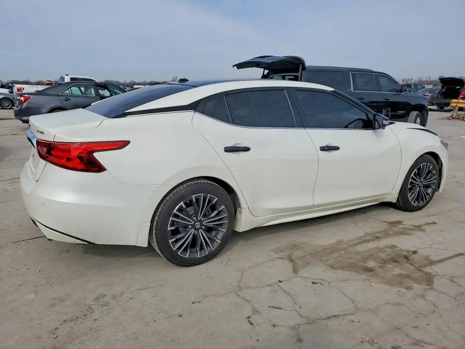 2017 NISSAN MAXIMA PLATINUM  