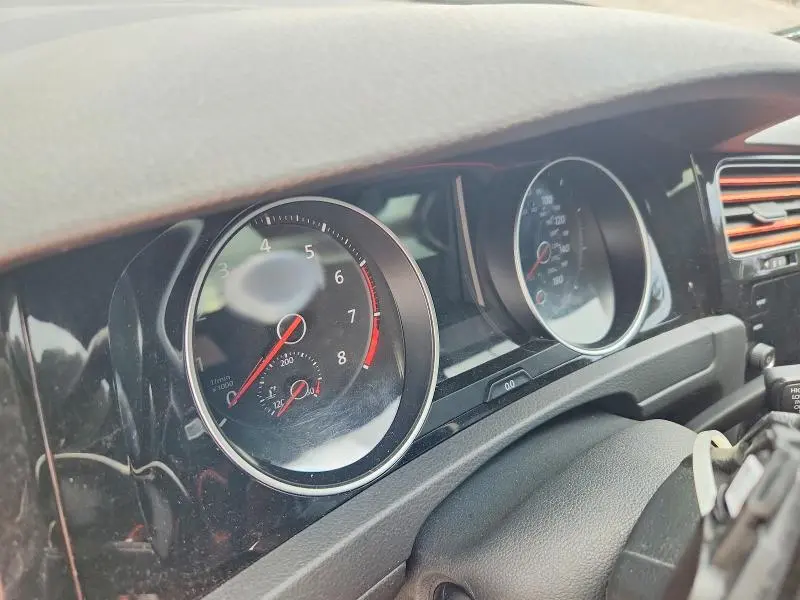 2021 VOLKSWAGEN GTI S  