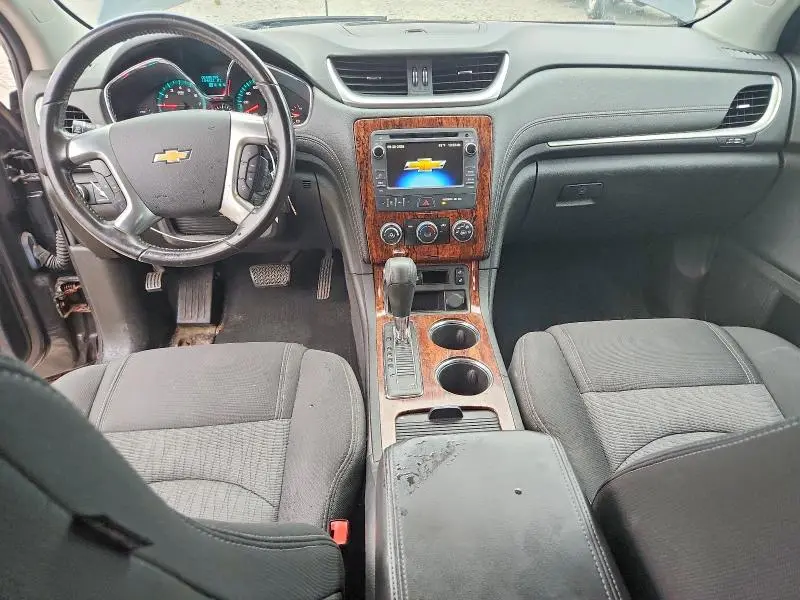 2014 CHEVROLET TRAVERSE LT  