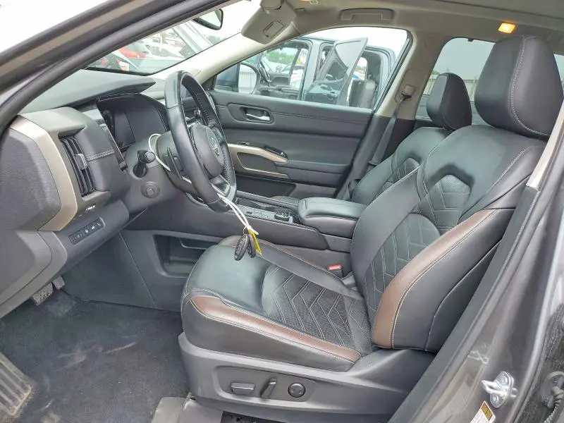 2022 NISSAN PATHFINDER PLATINUM  