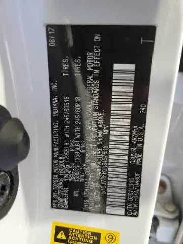 2017 TOYOTA HIGHLANDER SE  