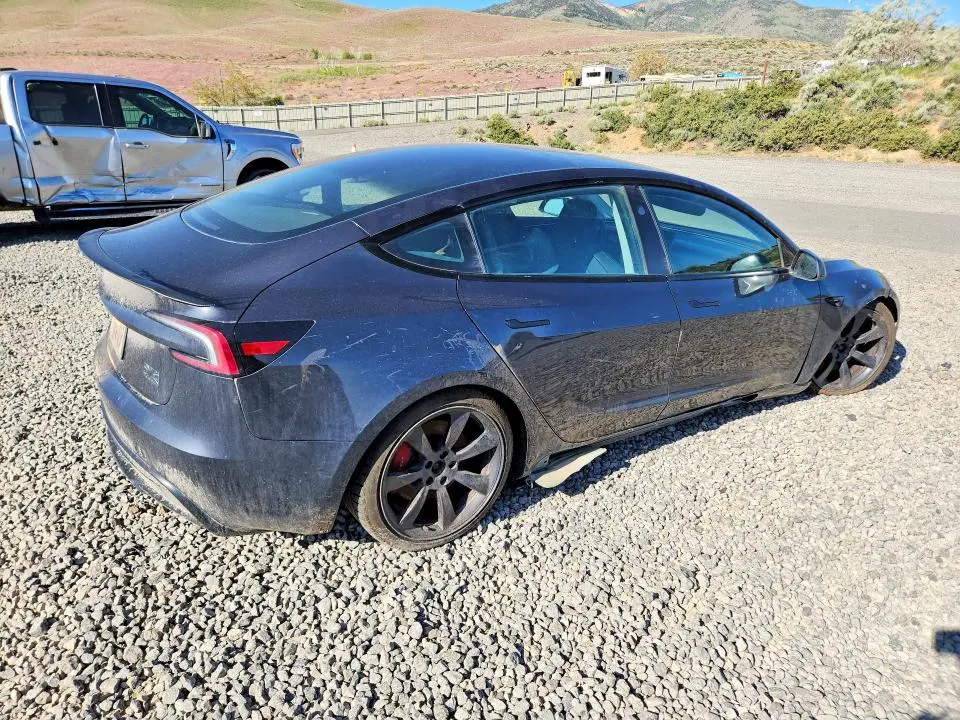 2024 TESLA MODEL 3   