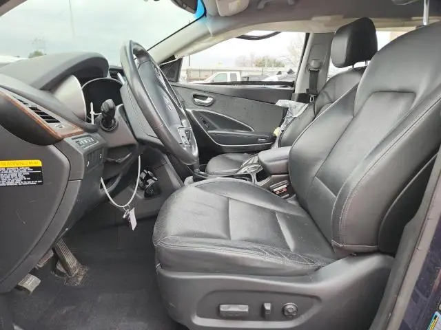 2017 HYUNDAI SANTA FE SE  