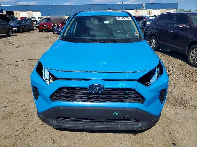 2021 TOYOTA RAV4 LE  