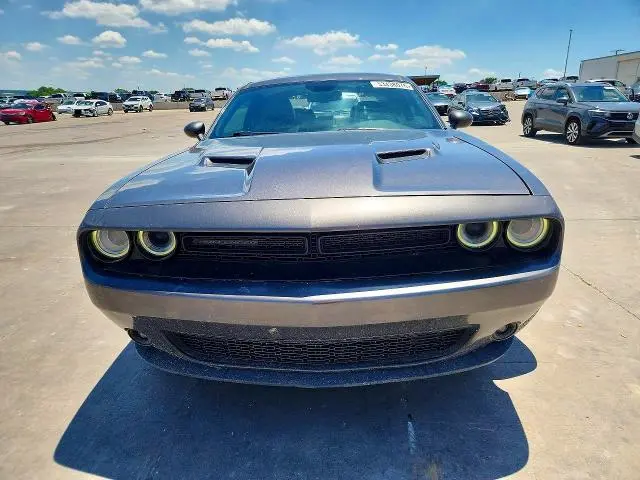 2017 DODGE CHALLENGER SXT  