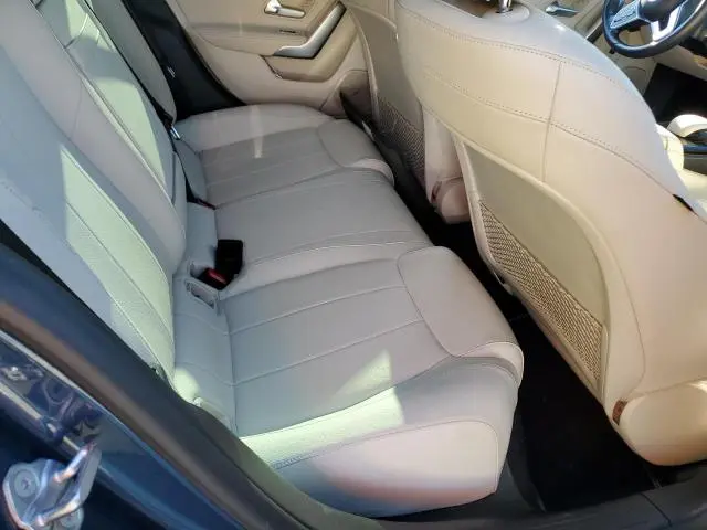 2021 MERCEDES-BENZ A 220