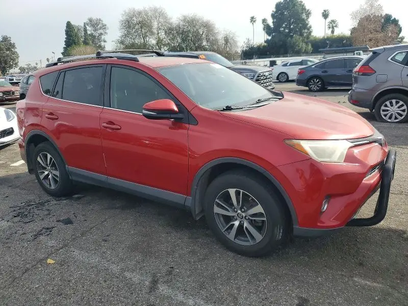 2017 TOYOTA RAV4 XLE  