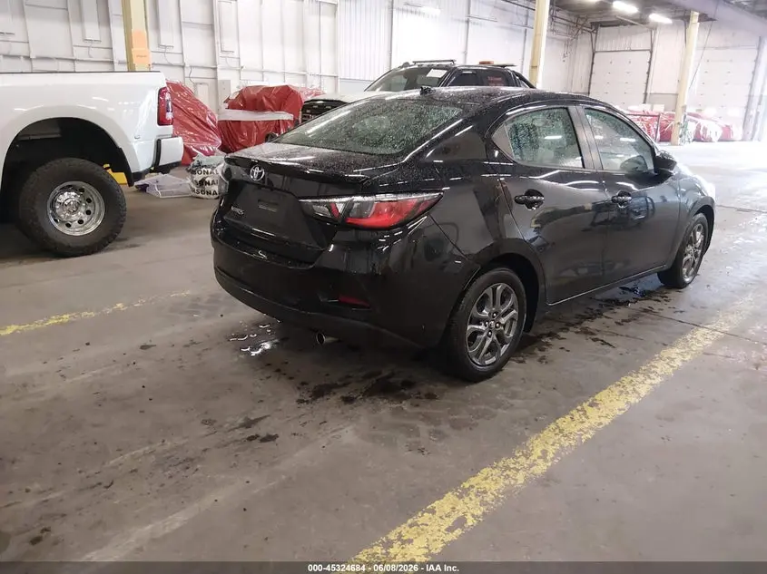 2019 TOYOTA YARIS LE