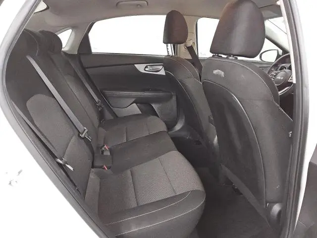 2022 KIA FORTE FE  