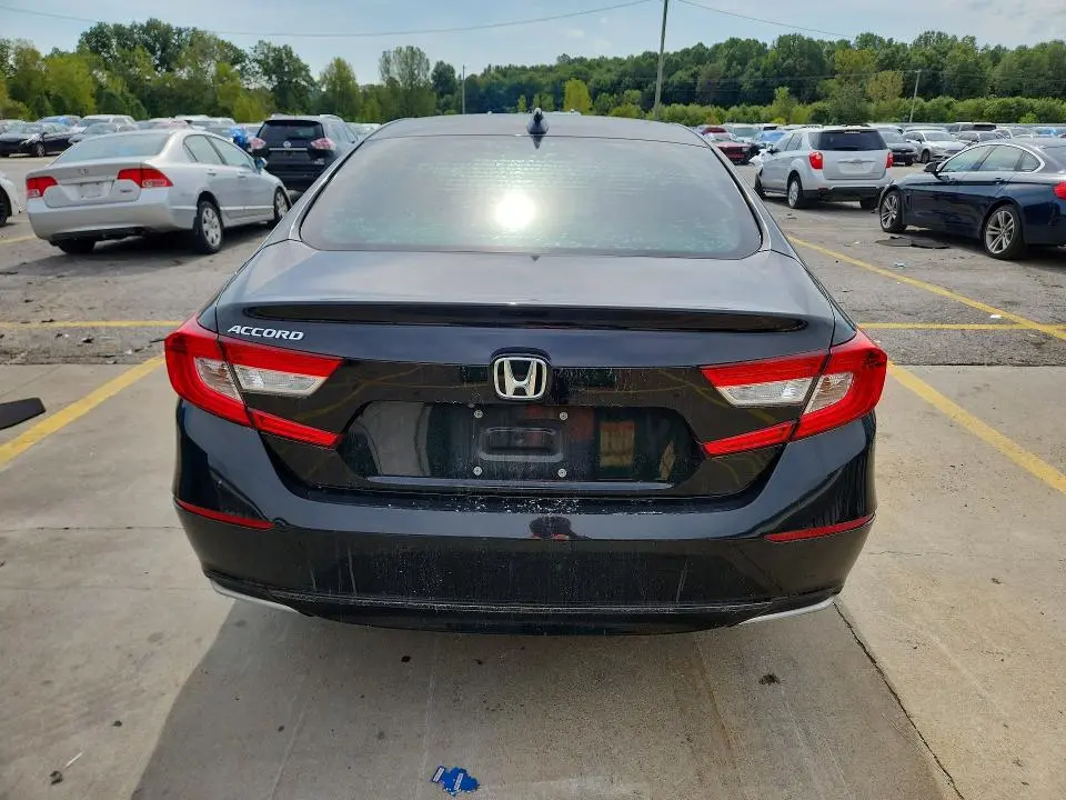 2018 HONDA ACCORD EX  
