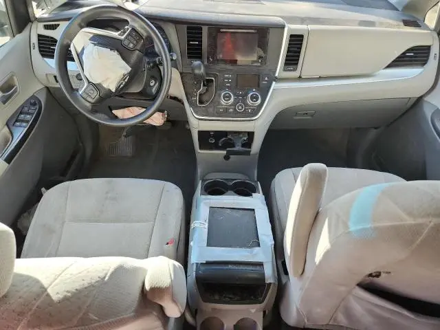 2015 TOYOTA SIENNA LE  