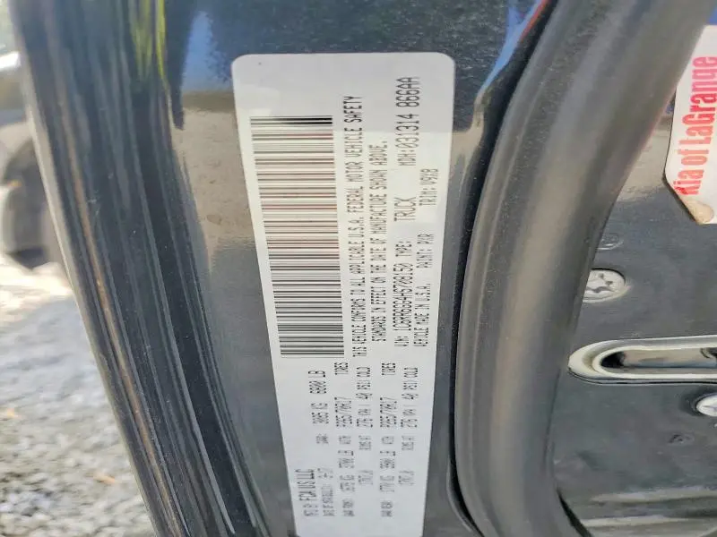 2017 RAM 1500 SLT  