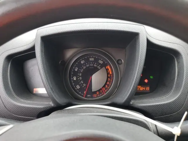 2011 TOYOTA SCION XD 