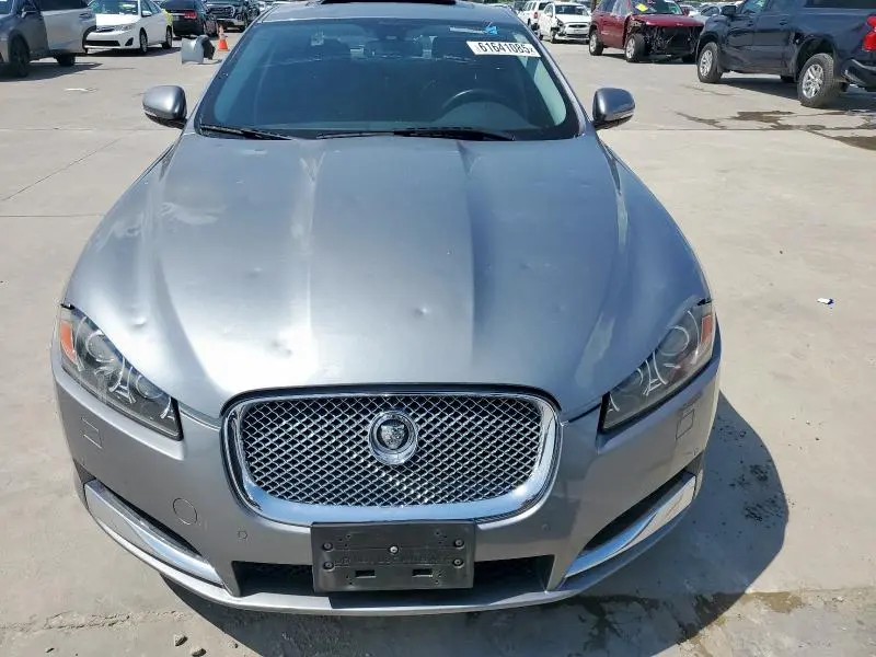 2013 JAGUAR XF   
