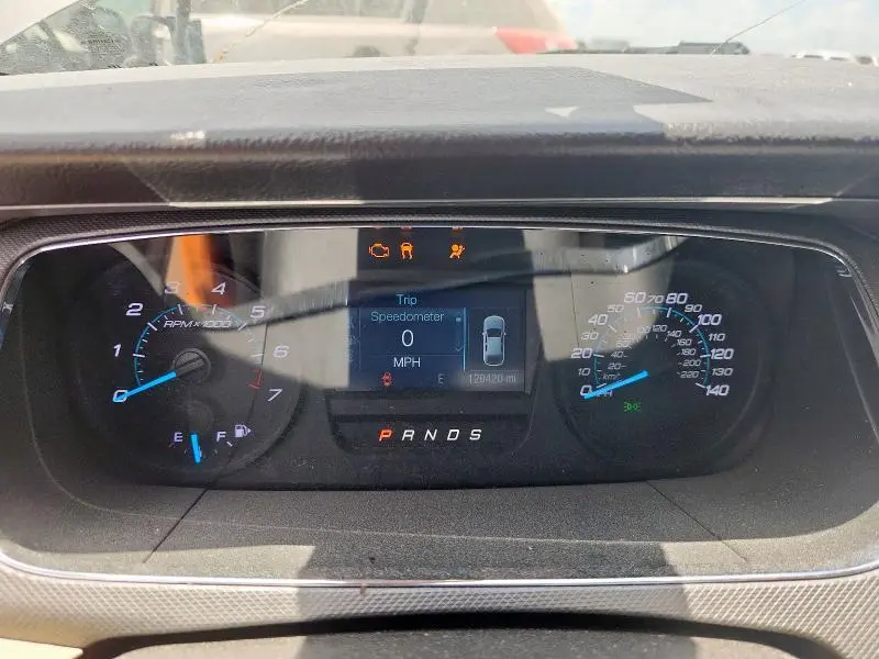 2018 FORD TAURUS SE  