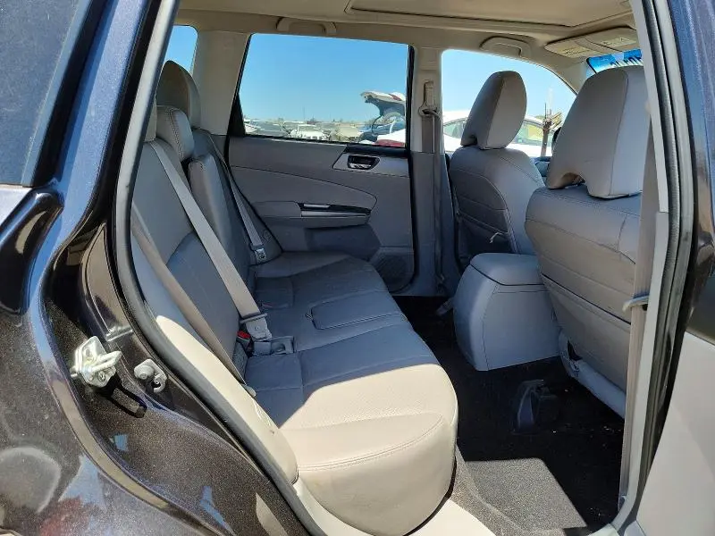 2011 SUBARU FORESTER LIMITED  