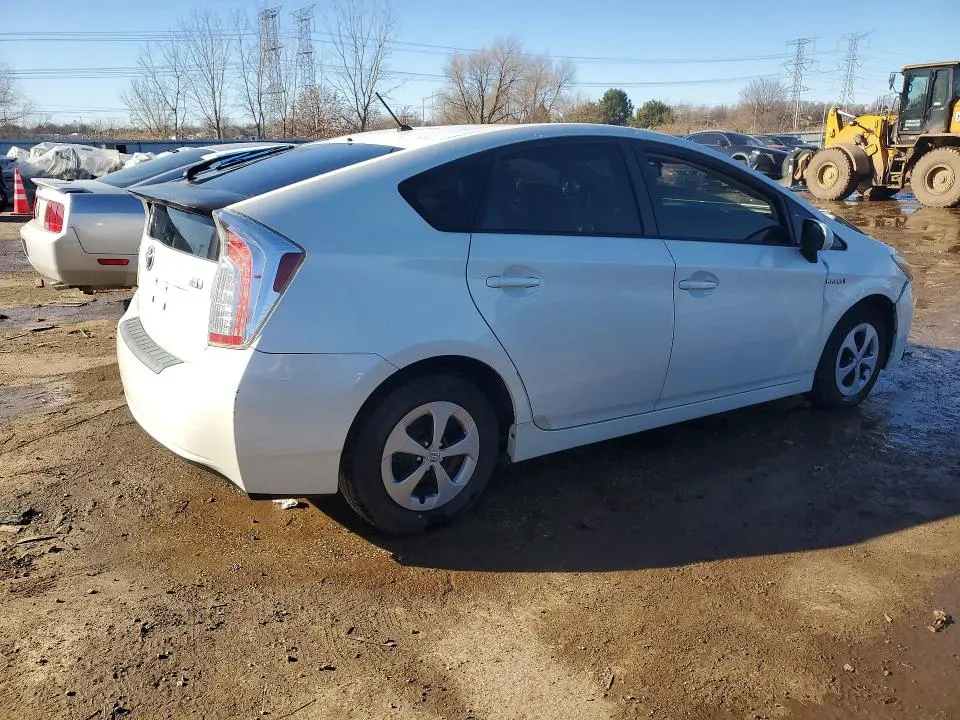 2013 TOYOTA PRIUS TWO  