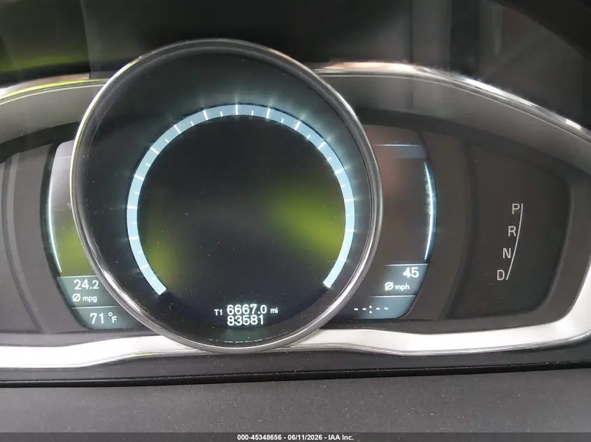 2015 VOLVO XC70 3.2 PREMIER