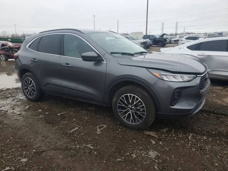 2026 FORD ESCAPE HYBRID PHEV