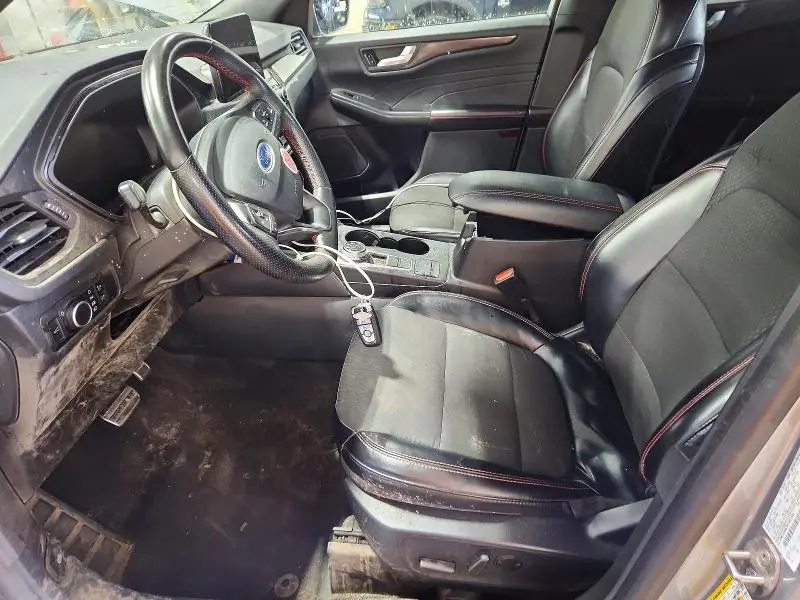 2024 FORD ESCAPE ST LINE  